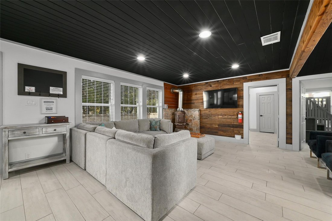 House in Spicewood, Texas, United States 5 - 17308070