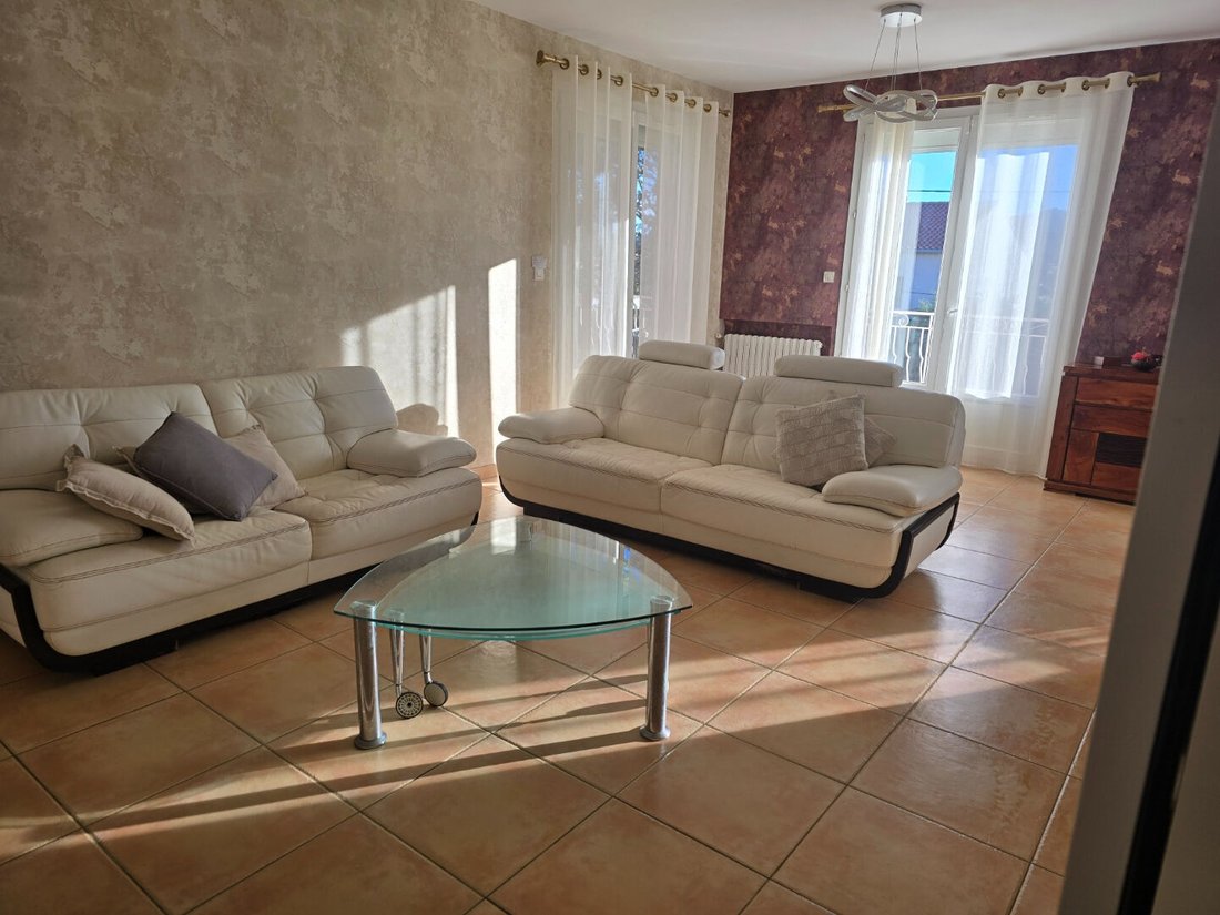 Villa in Six-Fours-les-Plages, Provence-Alpes-Côte d'Azur, France 2 - 17307971