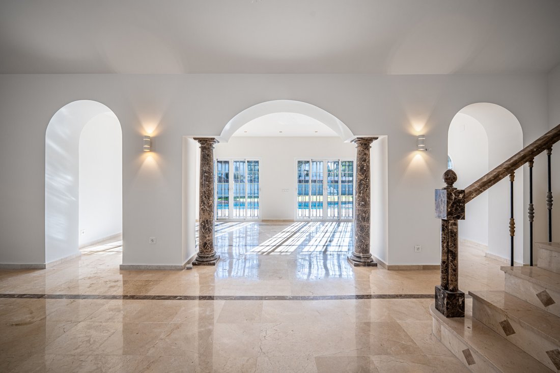 Villa in Nueva Andalucia, Marbella, Spain 5 - 17308296