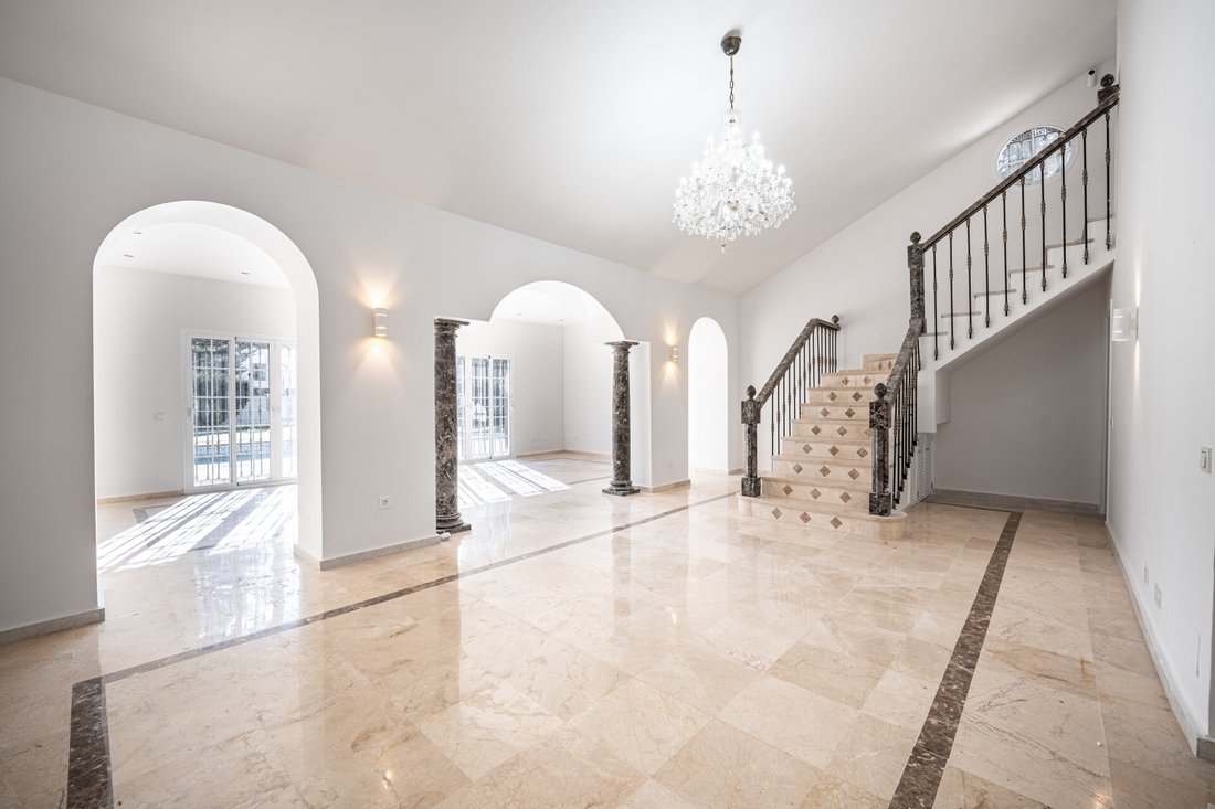 Villa in Nueva Andalucia, Marbella, Spain 3 - 17308296