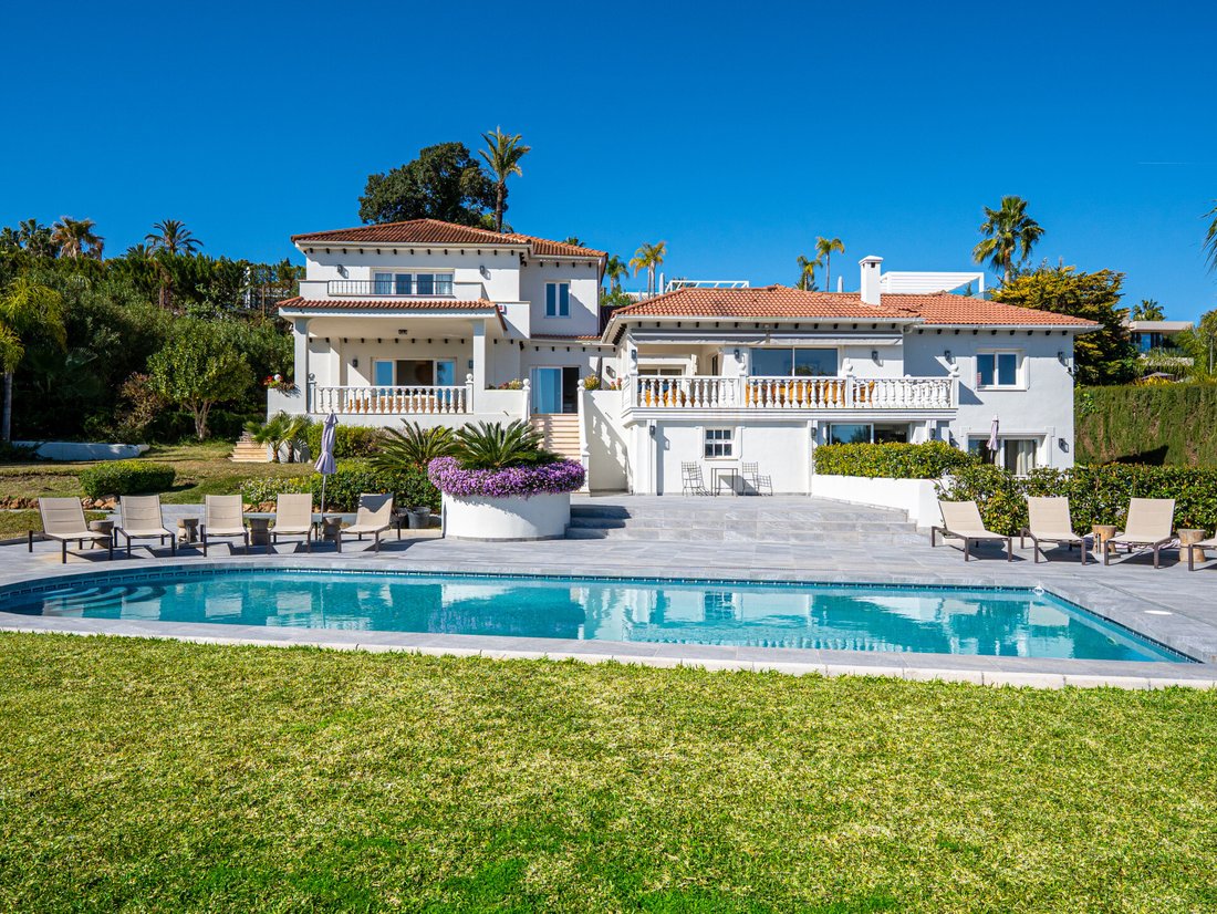 Villa in Nueva Andalucia, Marbella, Spain 1 - 17308292