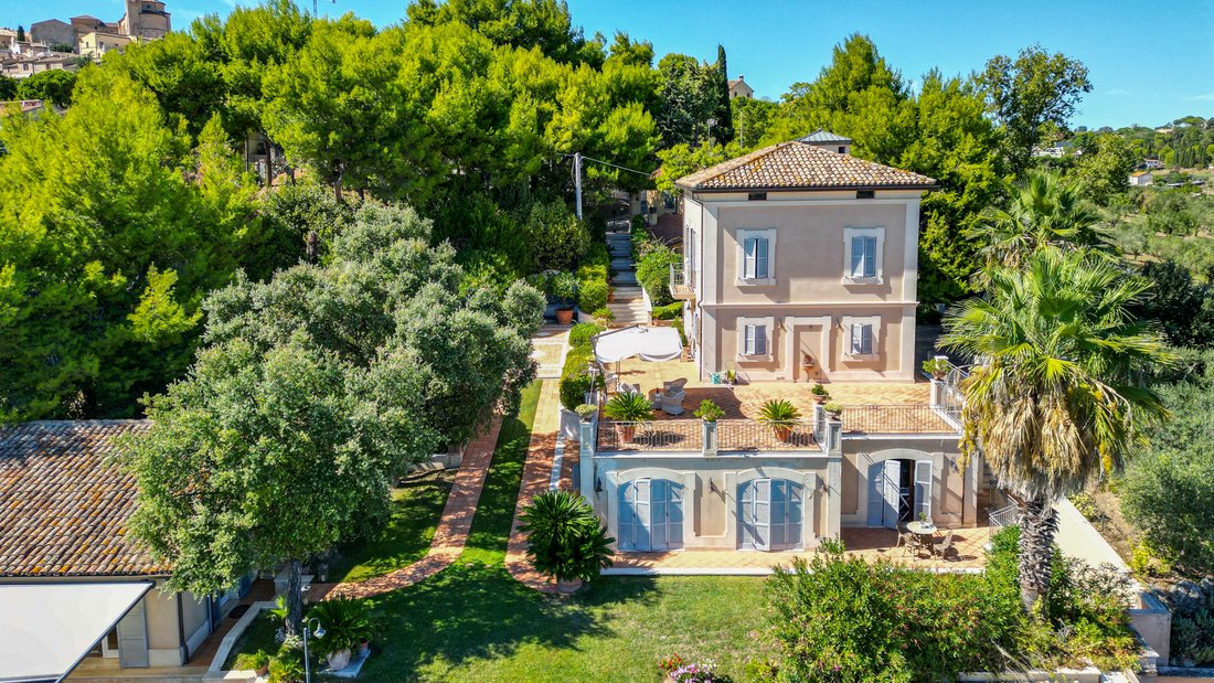 Villa in Civitanova Alta, Civitanova Marche, Marche 2 - 14760410