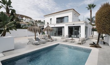 Villa in Puerto Banus, Marbella, Spain 1
