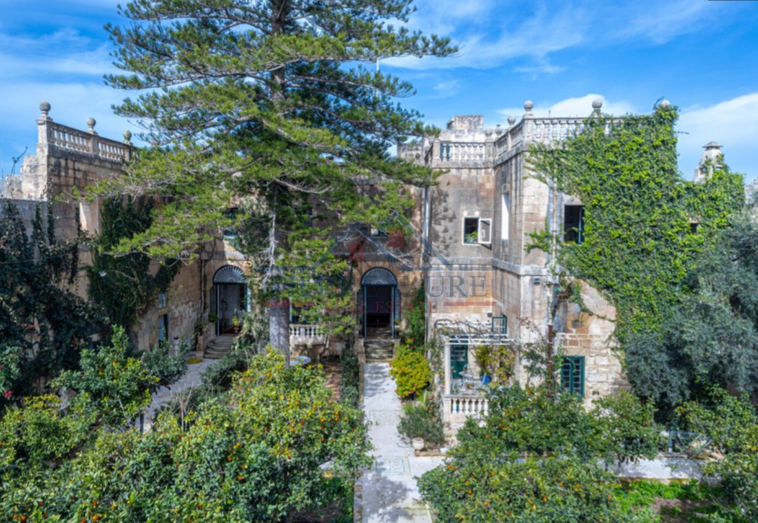 Estate in Haz-Zebbug, Malta 1 - 14325811