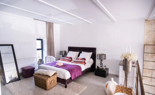 North Caen, Castle (12 Bedrooms) By The Seaside With Outbuildings Set In 1.1 Ha (2.47 Acres) Of Encl