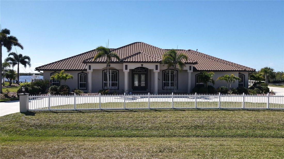 House in Port Charlotte, Florida, United States 2 - 17309926