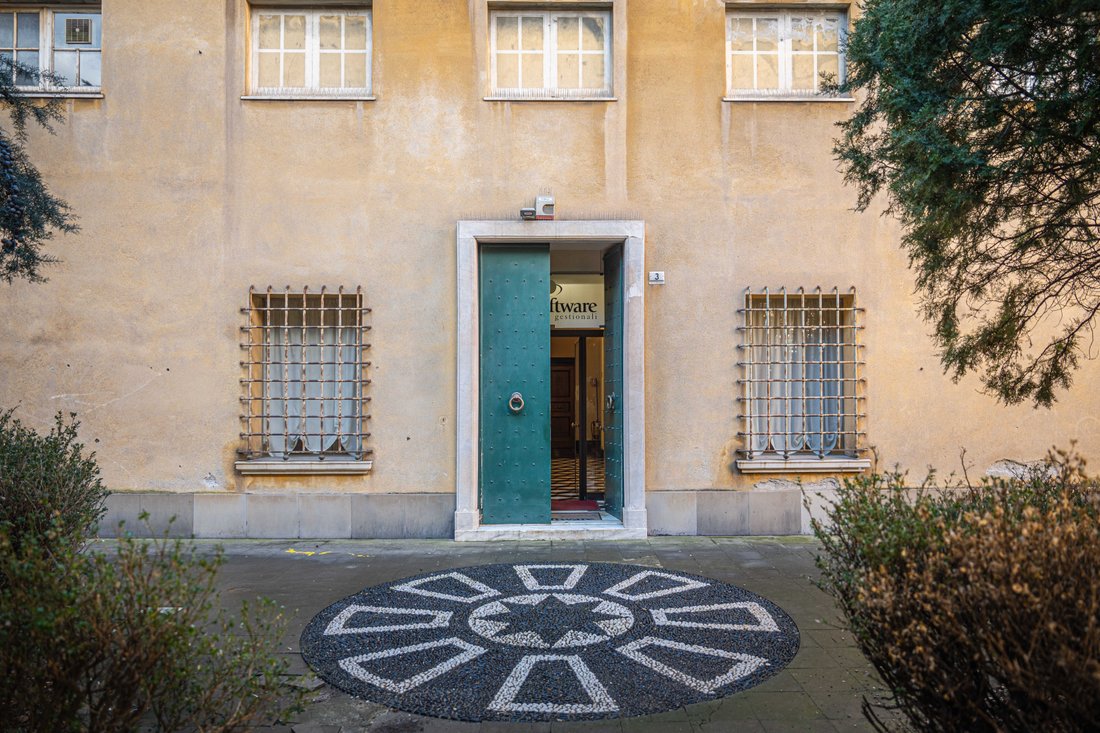 Villa in Sampierdarena Centro, Genoa, Italy 1 - 17309779