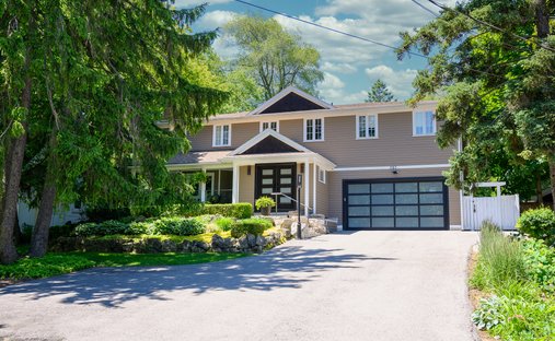 House in Oakville, Ontario, Canada 1