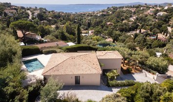 Villa in Les Issambres, Roquebrune-sur-Argens, Frankreich 1