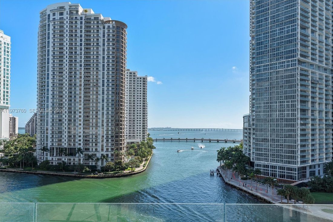 Condo in Miami, Florida, United States 5 - 17315592