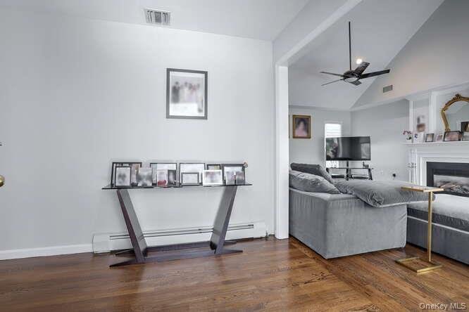 House in Montebello, New York, United States 4 - 17321003