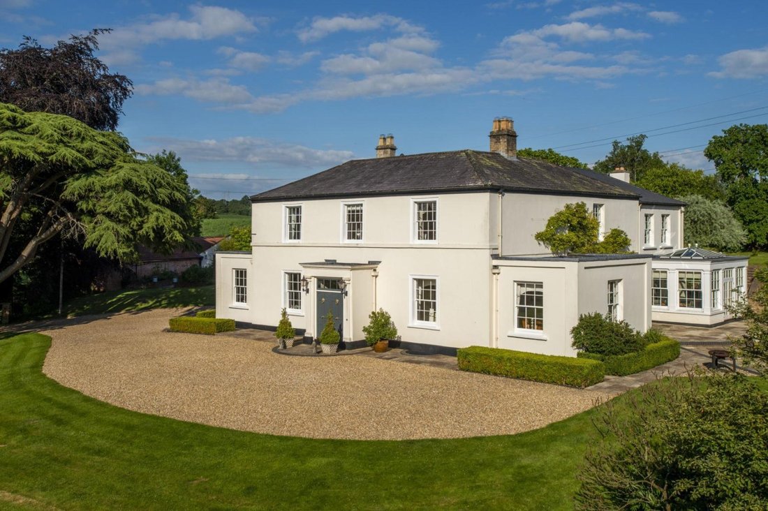 House in Somerset, England 4 - 17310418