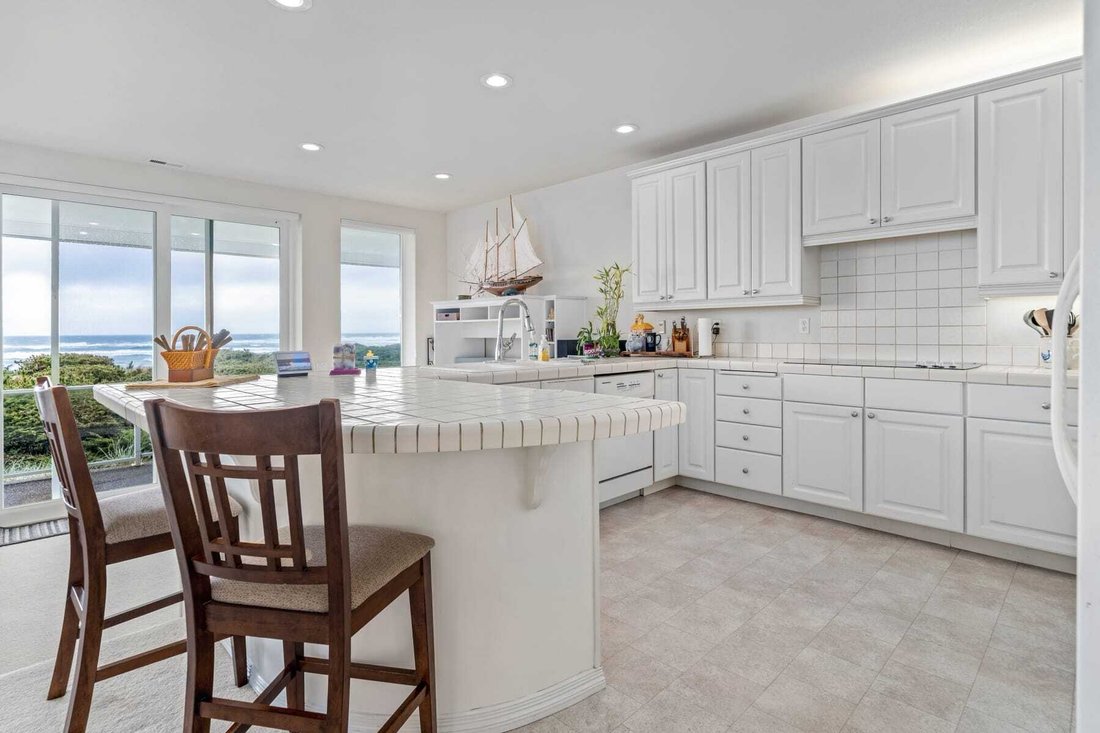 Condo in Newport, Oregon, United States 3 - 17317170