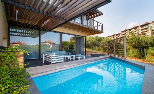 Townhouse in Dolphin Coast, KwaZulu-Natal, South Africa 1