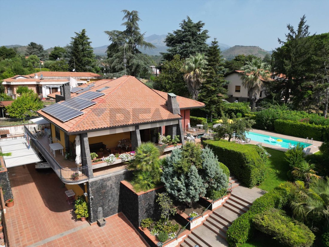 Villa in Trecastagni, Sicily, Italy 2 - 17315021