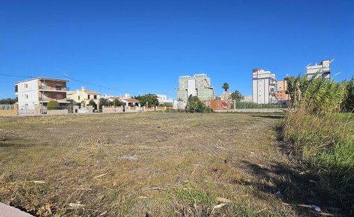 Land in Piles, Land Valencia, Spanien 1
