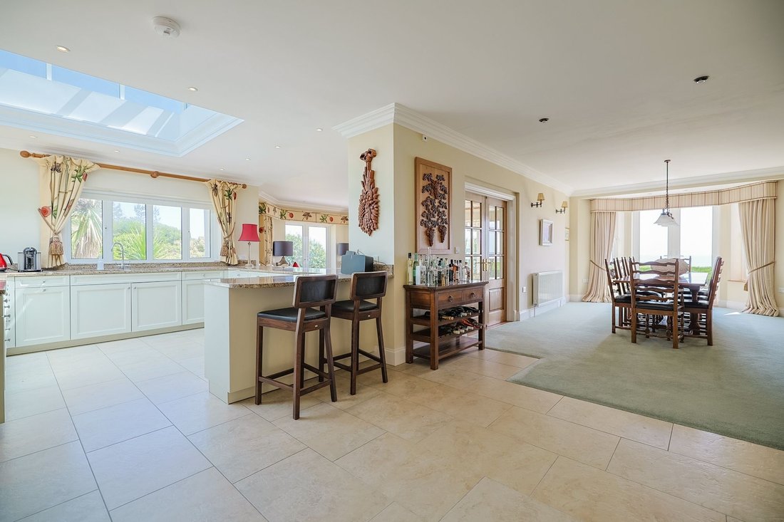 House in Penrice, Wales 5 - 17316230