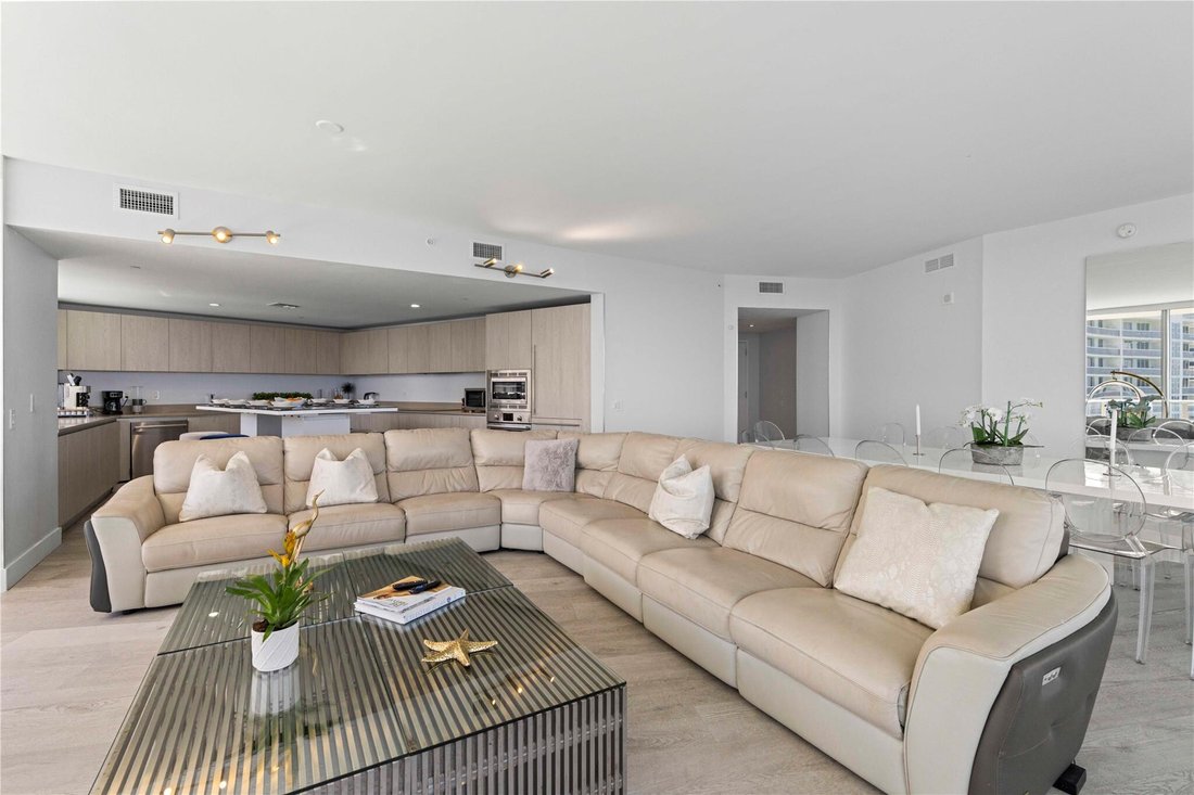 Condo in Hollywood, Florida, United States 4 - 17310472