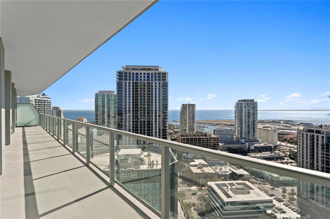 Condo in St. Petersburg, Florida, United States 2 - 17315639