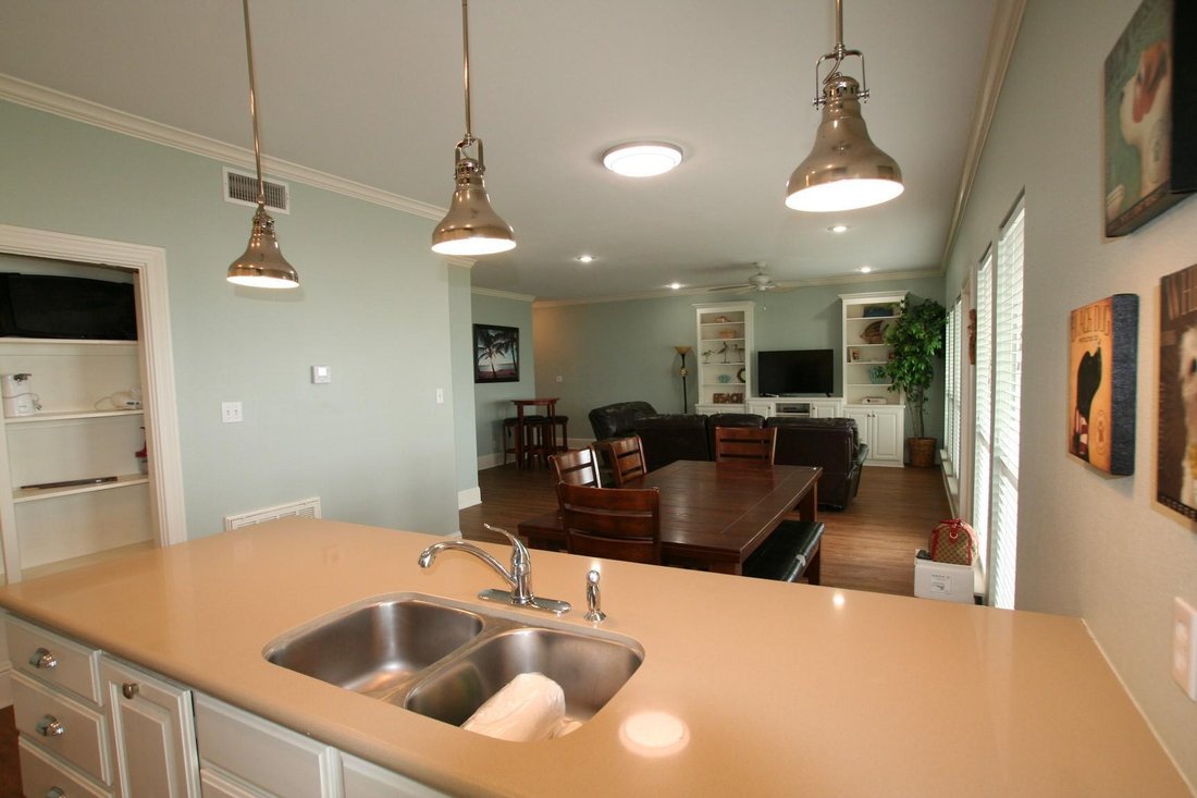 House in Bolivar Peninsula, Texas, United States 3 - 17313329