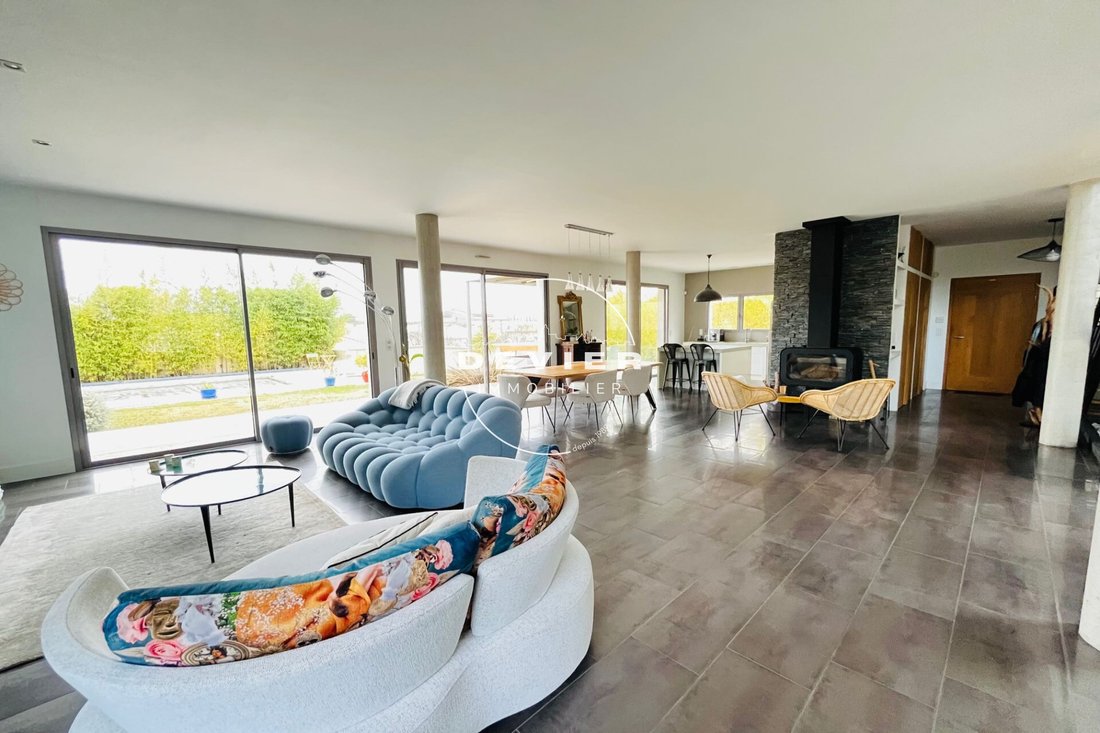 Villa in Saint-Genies-des-Mourgues, Occitania, France 2 - 17316149