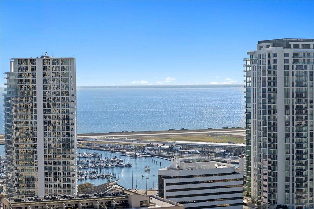 Condo in St. Petersburg, Florida, United States 4 - 17315639