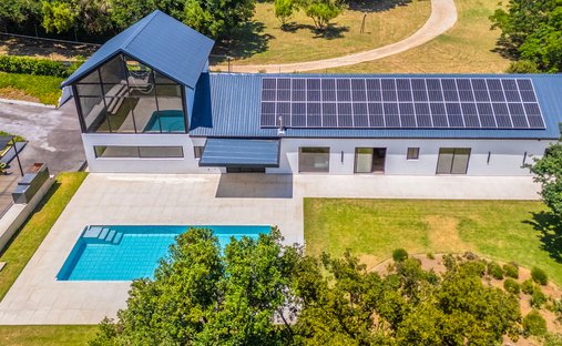 Country House in Munyaka Waterfall City, Gauteng, South Africa 1