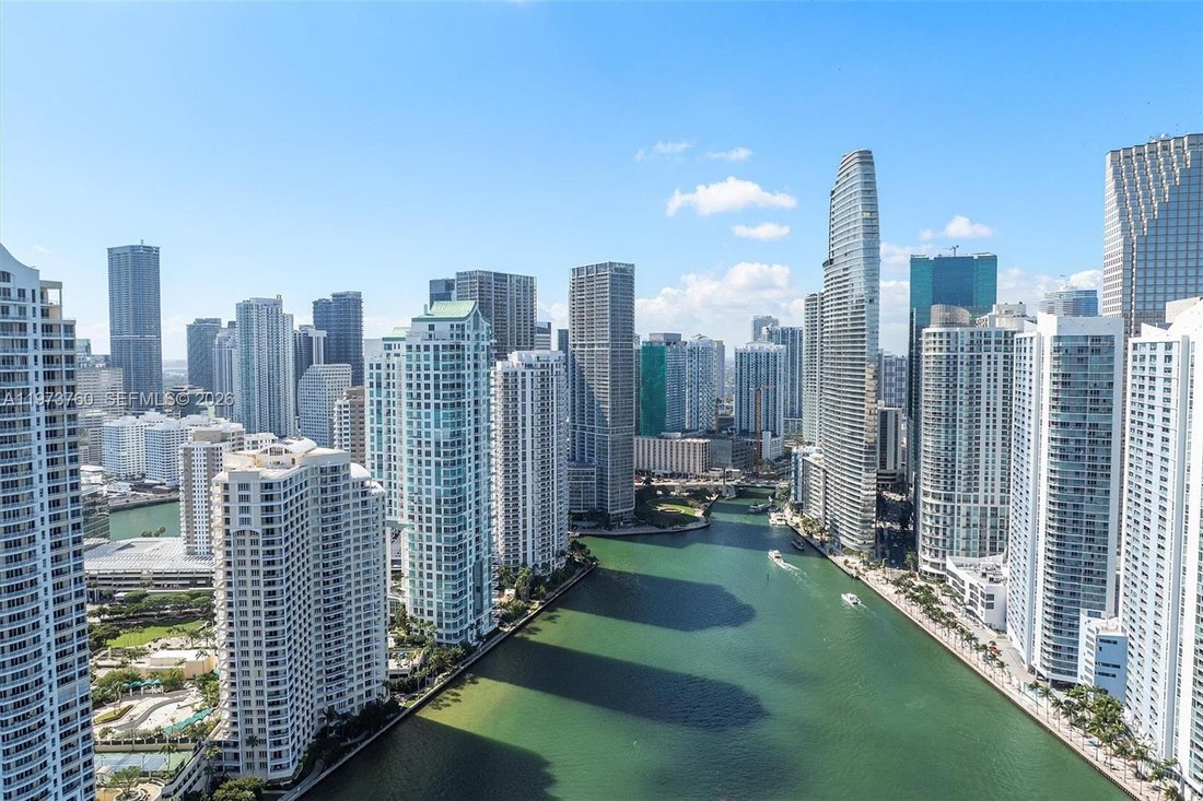 Condo in Miami, Florida, United States 1 - 17315592