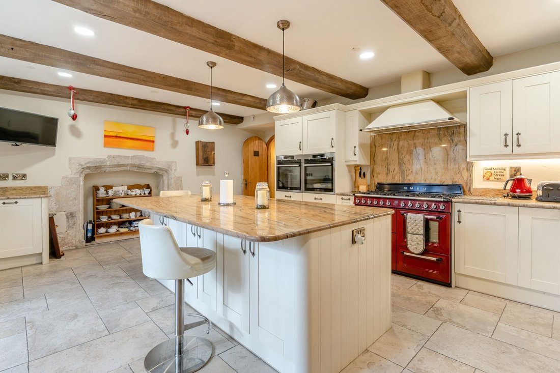 House in Van, Wales 4 - 17316221