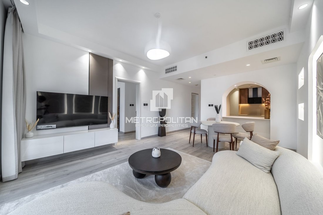 Apartment in Downtown Dubai, Dubai, United Arab Emirates 1 - 17309388