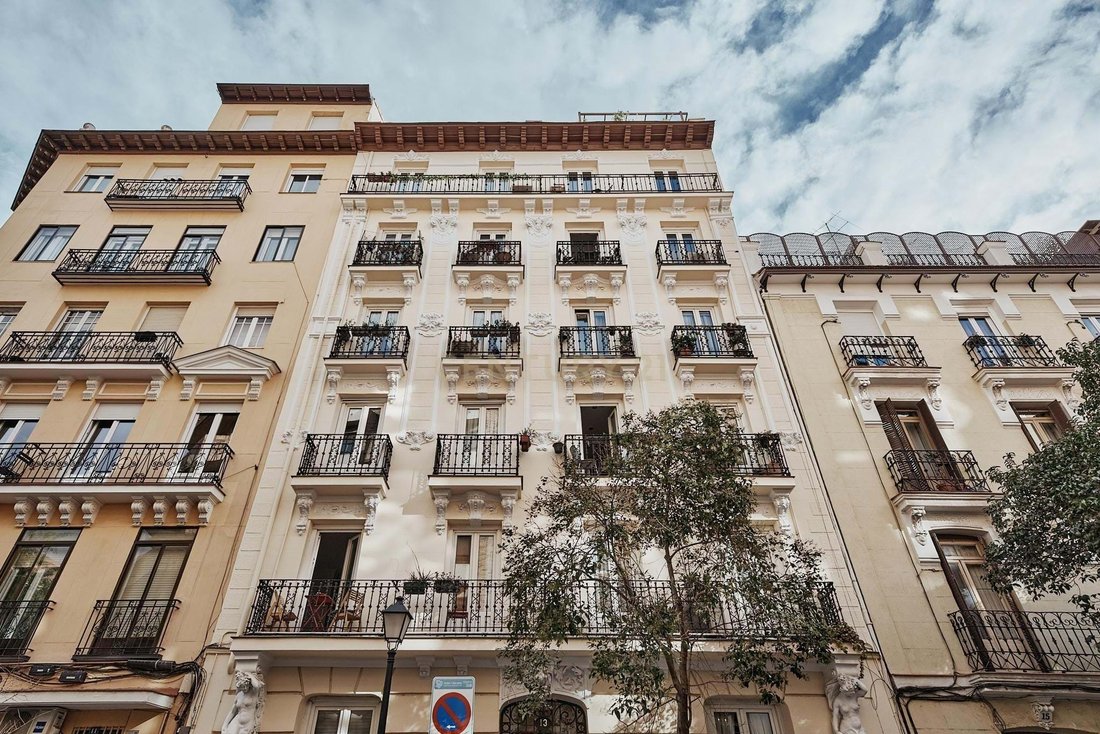 Wohnung in Chamberí, Madrid, Spanien 1 - 17322647