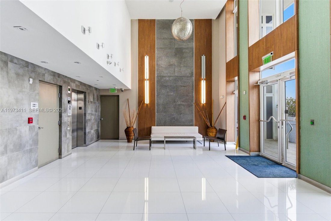 Condo in Miami Beach, Florida, United States 5 - 17312832
