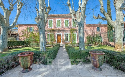 Haus in Hyères, Provence-Alpes-Côte d'Azur, Frankreich 1