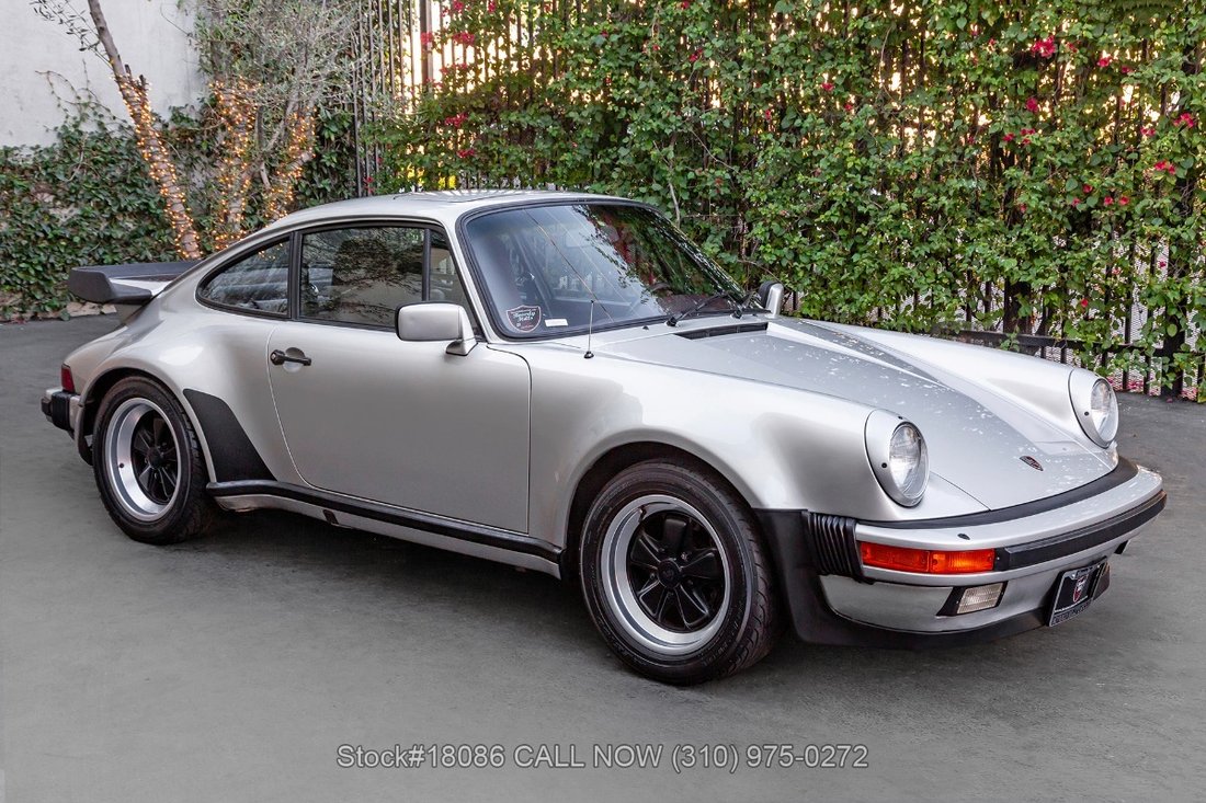 Porsche Carrera Coupe in Los Angeles, CA 3 - 17317886