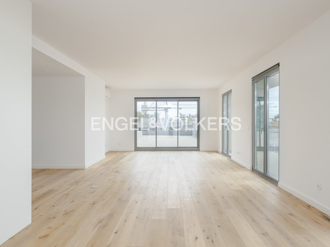 Apartment in Alges, Linda-a-Velha e Cruz Quebrada-Dafundo, Lisbon, Portugal 5 - 17316556