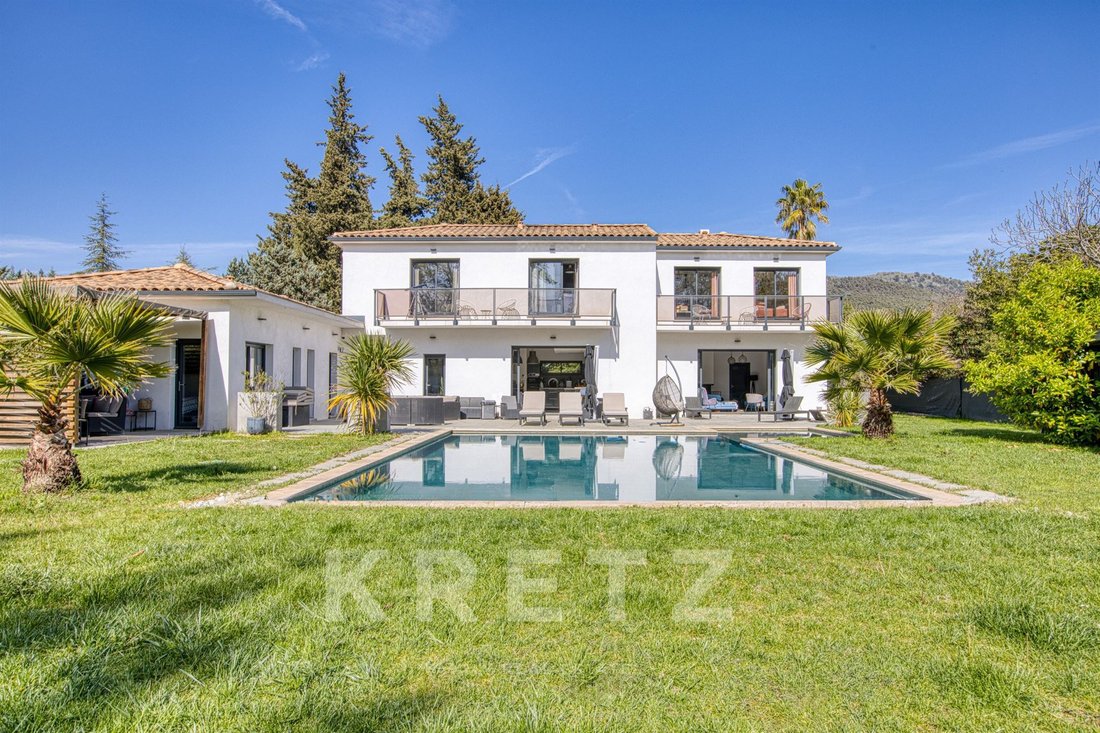 Maison à Le Beausset, Provence-Alpes-Côte d'Azur, France 1 - 17319080