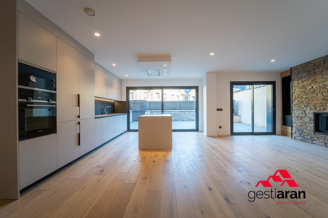 Apartment in Vielha e Mijaran, Catalonia, Spain 1 - 17311335