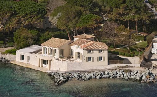 Villa en Grimaud, Provenza-Alpes-Costa Azul, Francia 1
