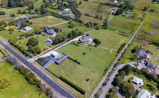 Land in Dairy Flat, Auckland, New Zealand 1