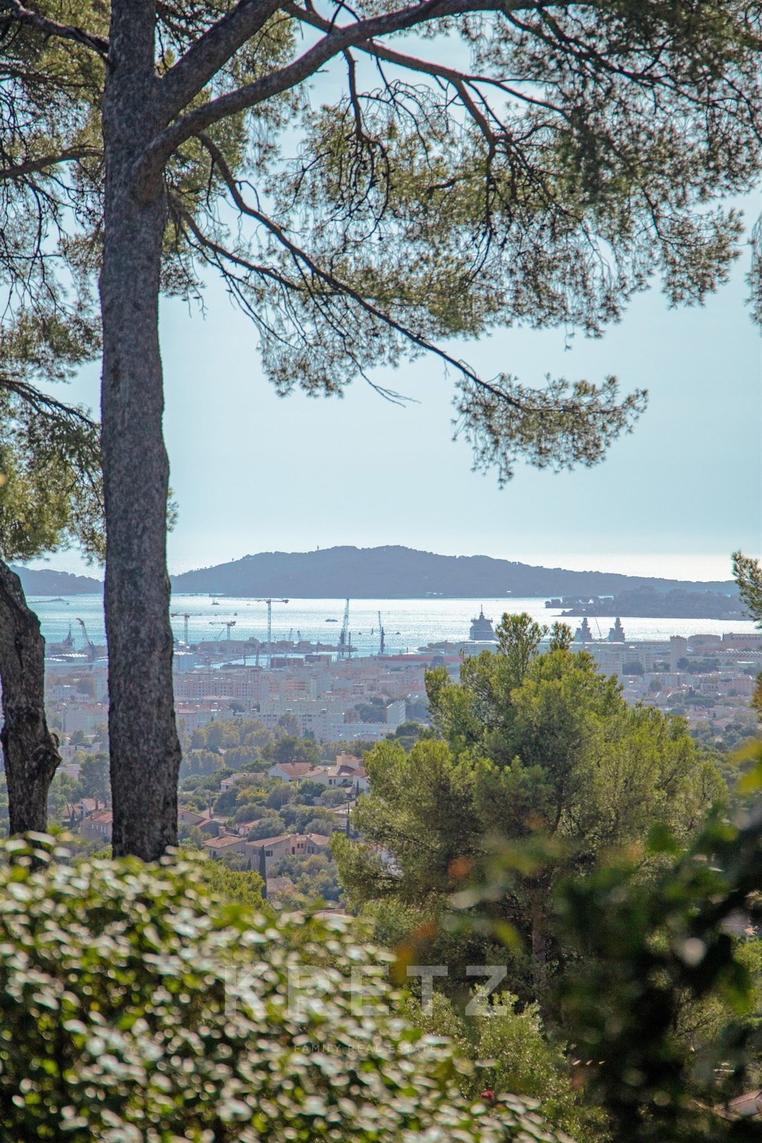 Villa in Toulon, Provence-Alpes-Côte d'Azur, France 3 - 17319070