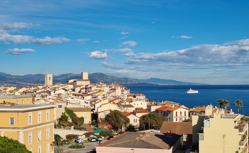 Apartamento en Fontmerle, Antibes, Francia 1