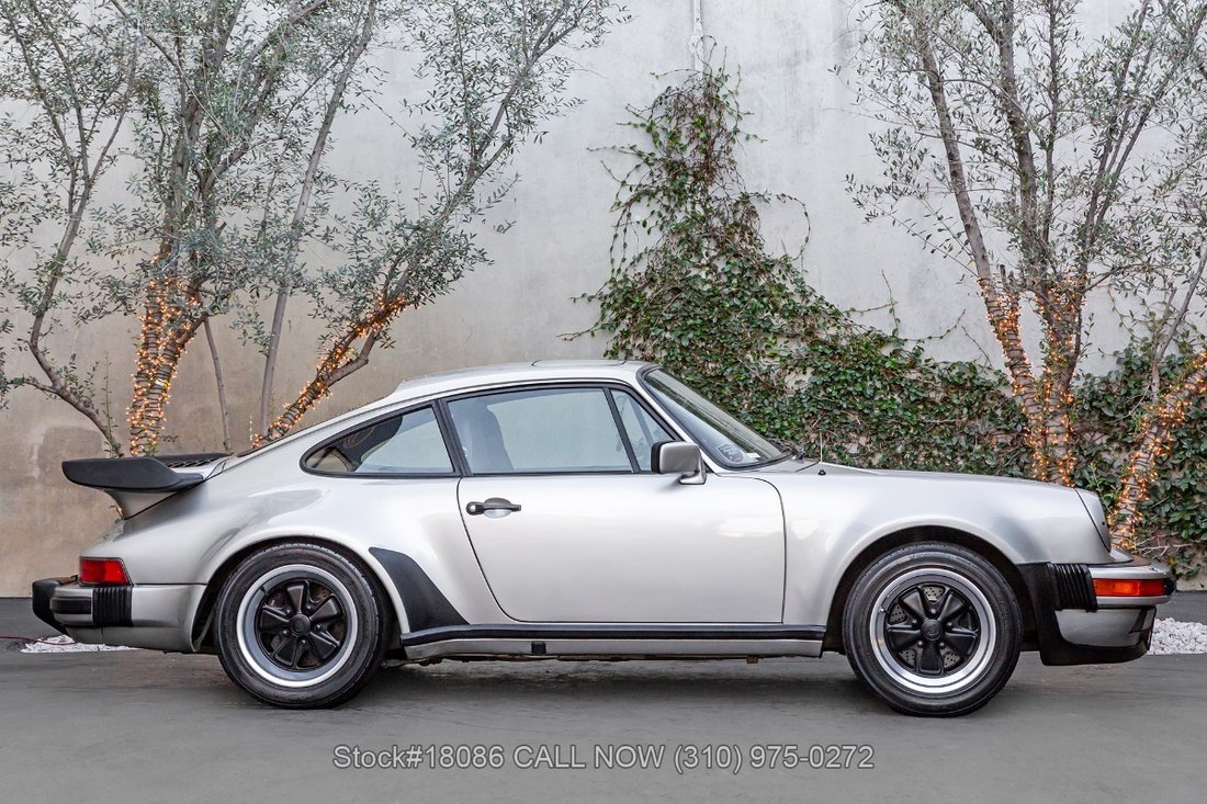 Porsche Carrera Coupe in Los Angeles, CA 4 - 17317886