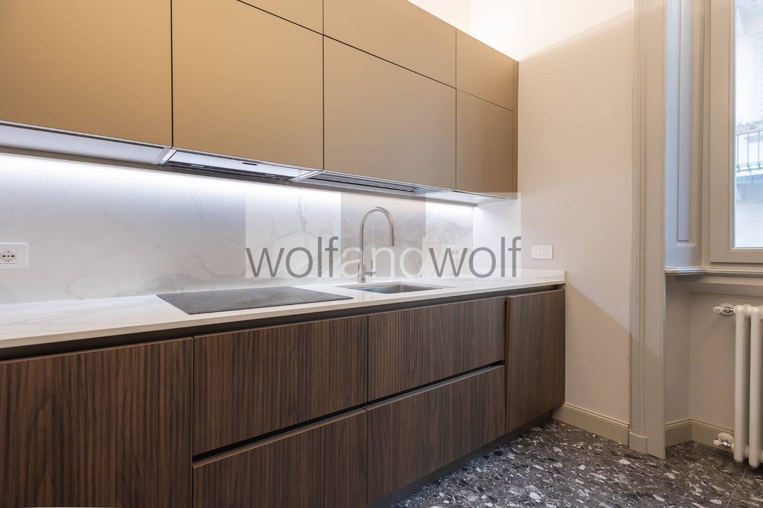 Apartment in Porta Vittoria, Milan, Lombardy 2 - 17314998