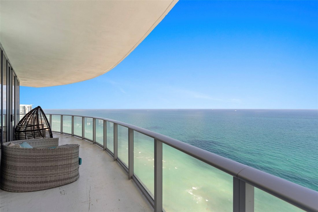 Condo in Hollywood, Florida, United States 1 - 17310472