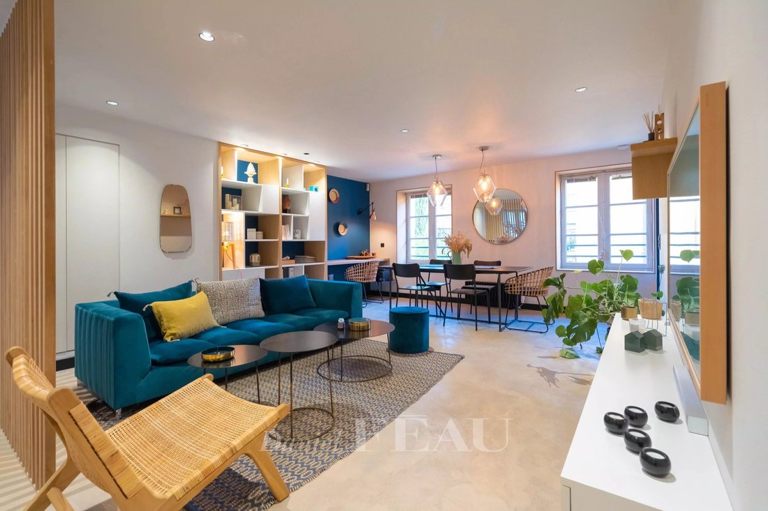 Apartment in Comtale-Cente-Cours Mirabeau, Aix-en-Provence, France 2 - 17319259