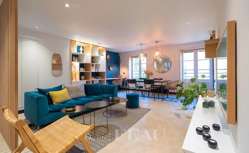 Apartment in Comtale-Cente-Cours Mirabeau, Aix-en-Provence, France 1