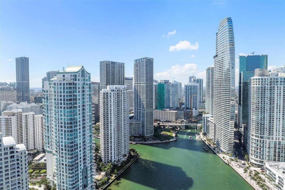 Condo in Miami, Florida, United States 4 - 17315592