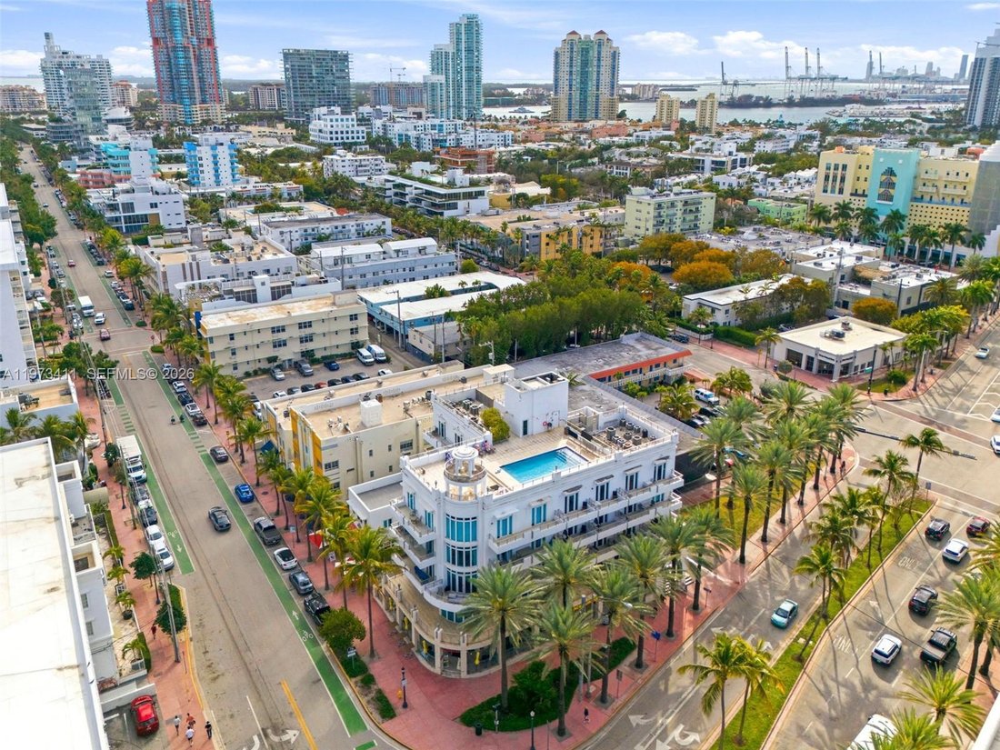 Condo in Miami Beach, Florida, United States 2 - 17312832
