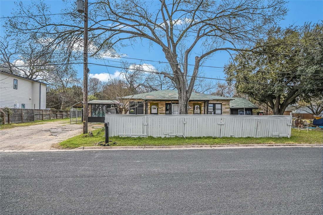 House in Austin, Texas, United States 1 - 17323311