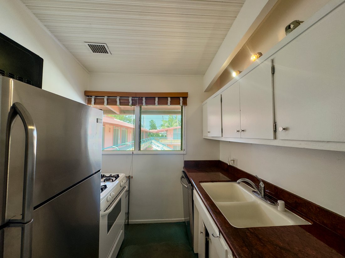 Condo in Los Angeles, California, United States 5 - 17317210